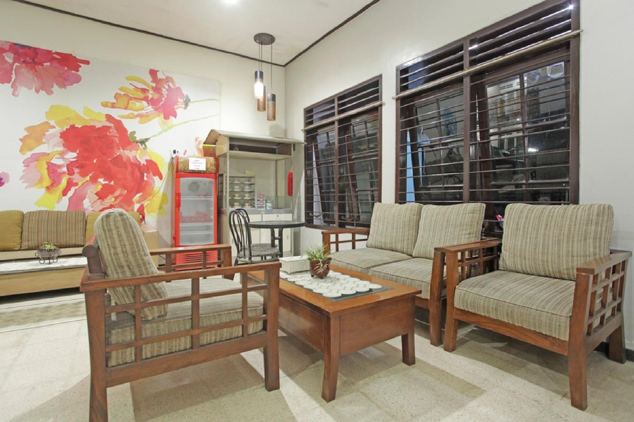Reddoorz @ Soekarno Hatta 2 Malang Extérieur photo