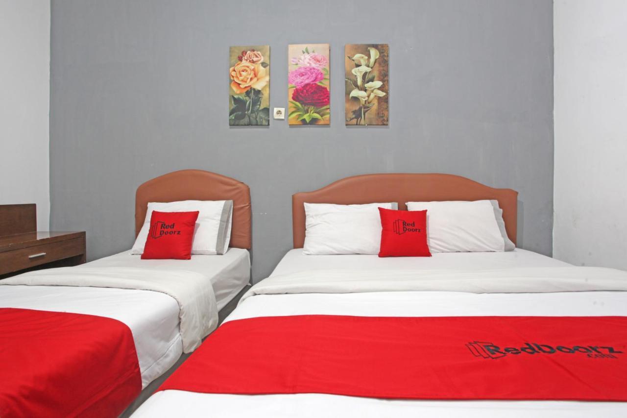 Reddoorz @ Soekarno Hatta 2 Malang Extérieur photo