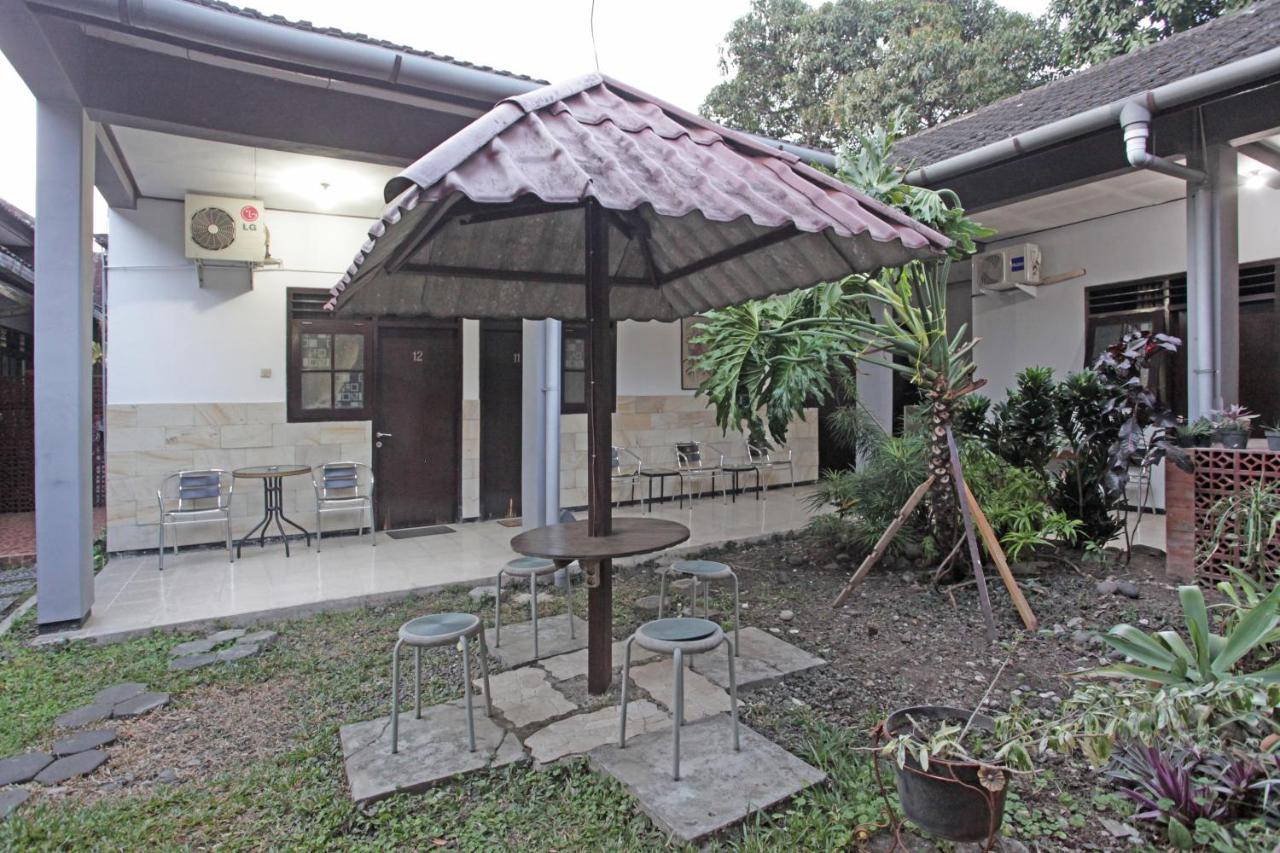 Reddoorz @ Soekarno Hatta 2 Malang Extérieur photo